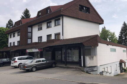 Achtung: Grossfamilie,Investor,Mehrfam.Wohnhaus mit Gewerbefläche