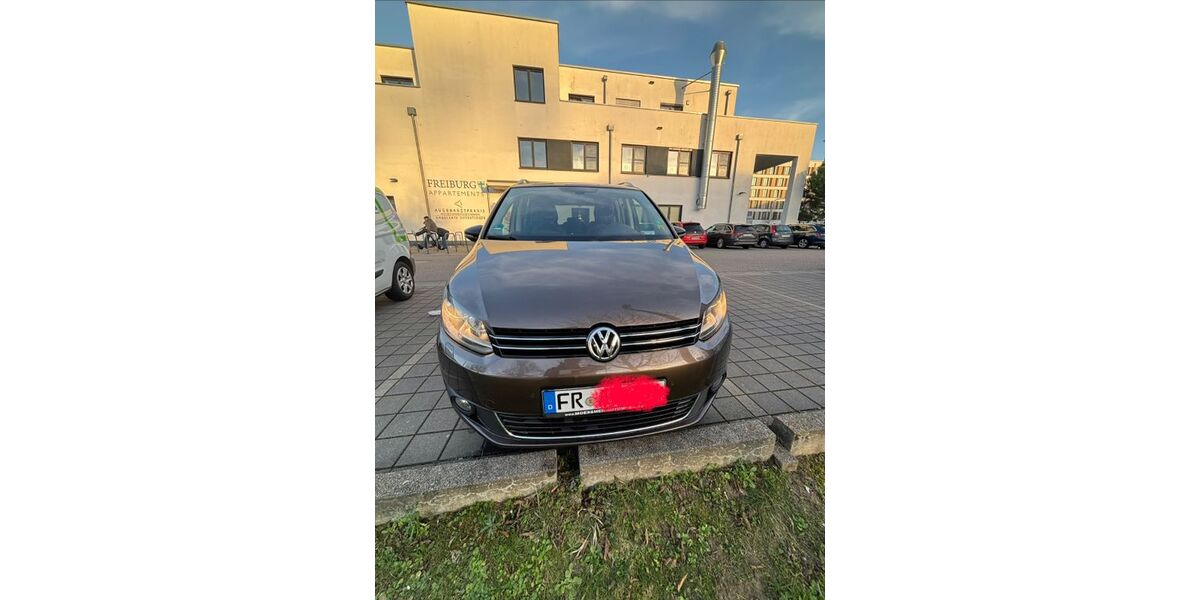 VW Touran 206.207 km 9.000 &euro; Freiburg 79110