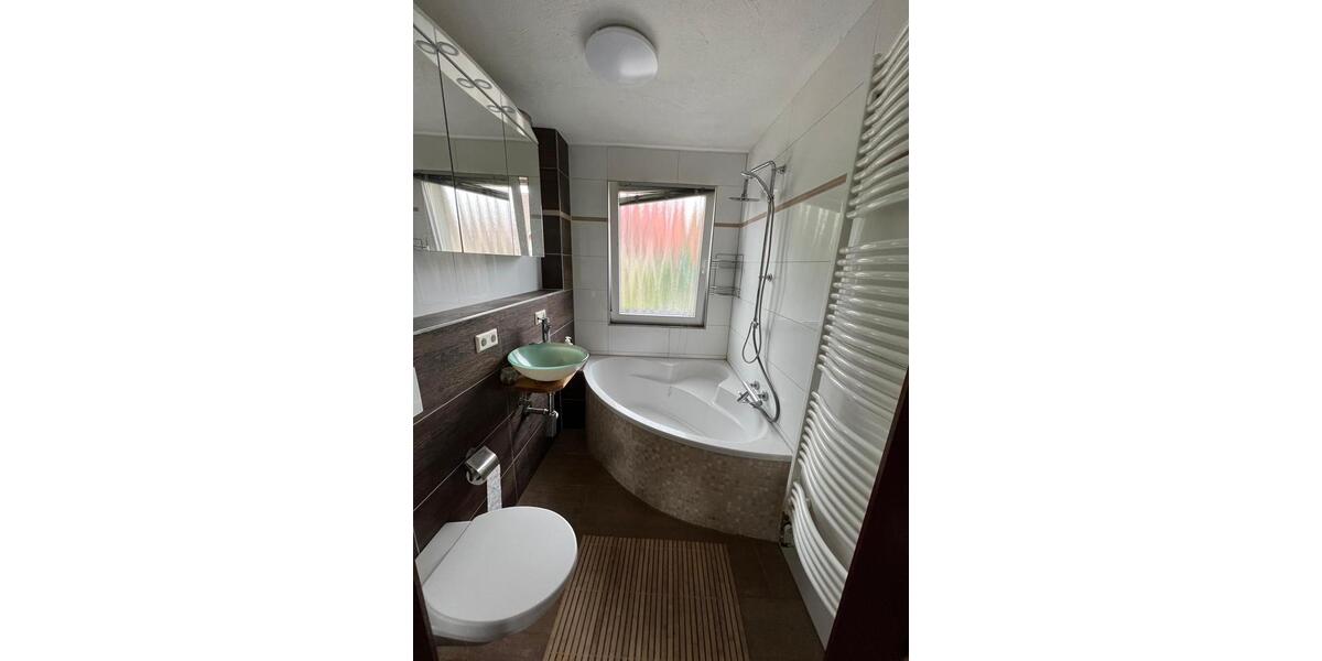 Doppelhaushälfte Titisee-Neustadt Neustadt - 7 Zimmer, 150 m&sup2;, 419.000&euro; | Angebot:26125306