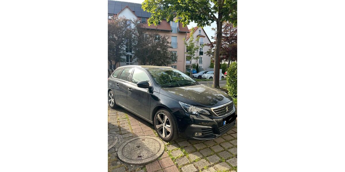 Peugeot 308 123.000 km 7.950 &euro; Denzlingen 79211