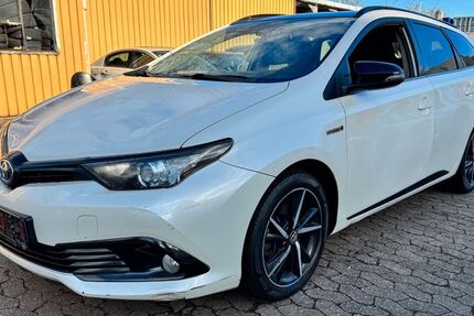 Toyota Auris 400.000 km 7.100 &euro; FREIBURG IM BREISGAU 79111