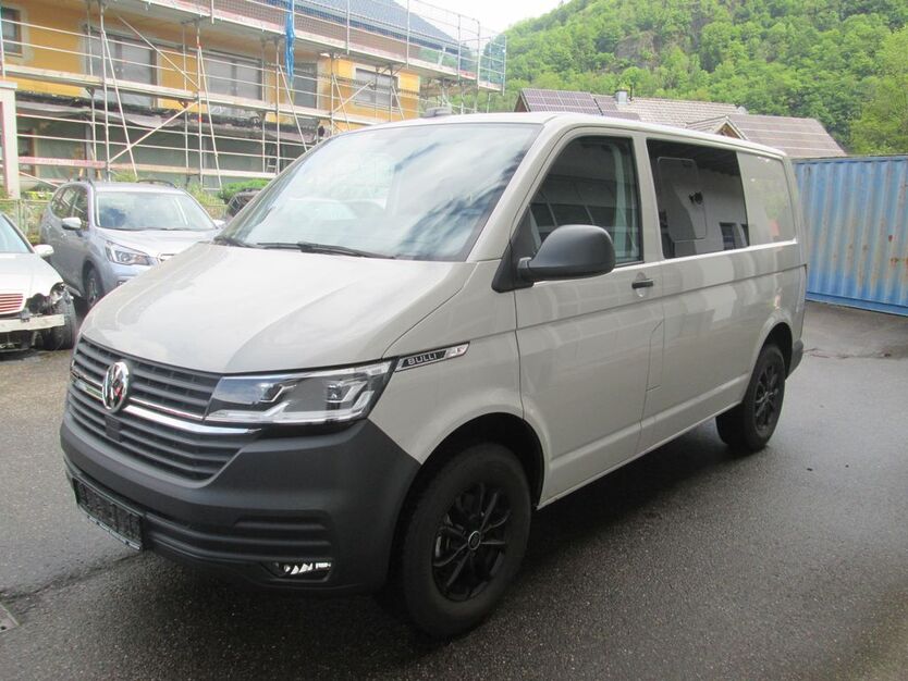VW T6 Transporter 9.800 km 67.990 € Utzenfeld 79694