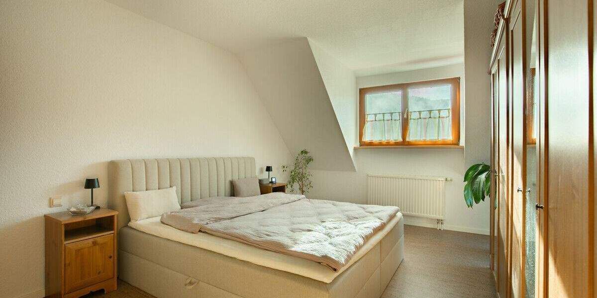 Doppelhaushälfte Titisee-Neustadt Neustadt - 6 Zimmer, 166 m&sup2;, 475.000&euro; | Angebot:24268353