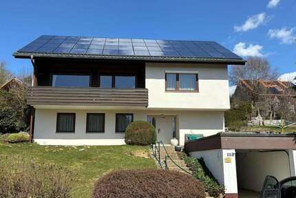 Haus Furtwangen - 8 Zimmer, 165 m&sup2;, 418.000&euro; | Angebot:26724494