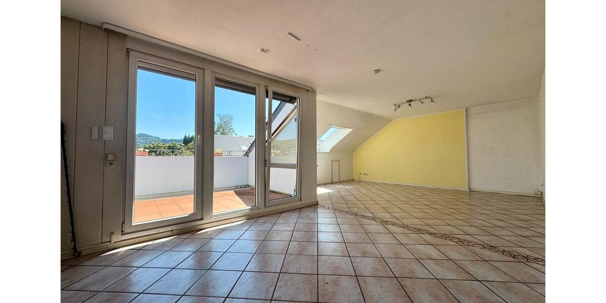 Dachgeschoßwohnung Gundelfingen - 4 Zimmer, 110 m&sup2;, 449.000&euro; | Angebot:27219906