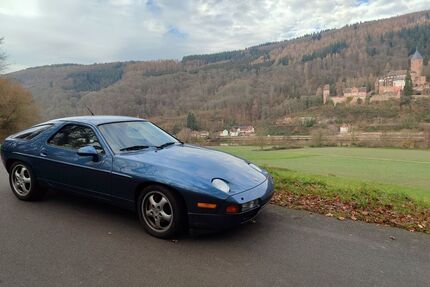 Porsche 928