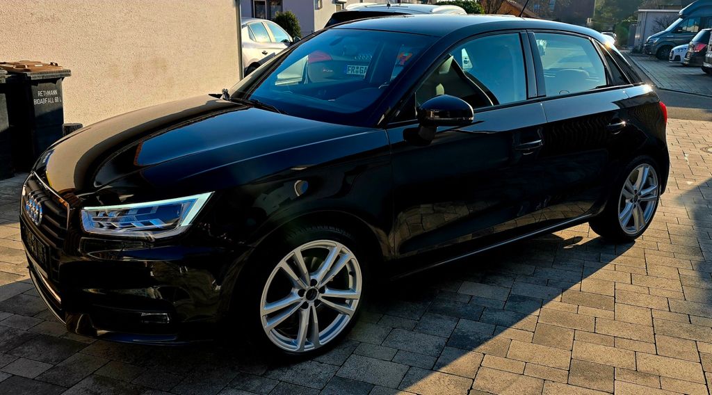 Audi A1 131.251 km 10.600 &euro; Neuenburg 79395