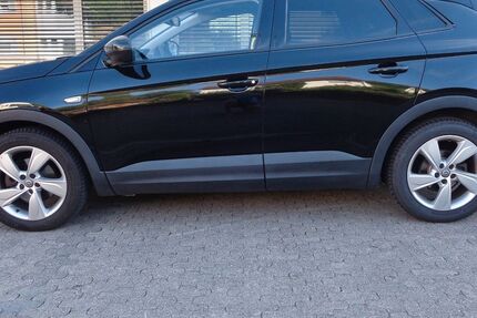 Opel Grandland (X) 96.200 km 10.700 &euro; Herbolzheim 79336