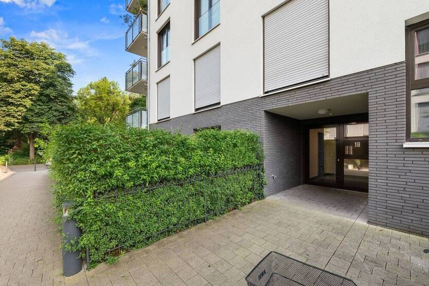 Moderne 3-Zimmer-EG-Wohnung mit Garten & zwei Terrassen in Freiburg-Neuburg