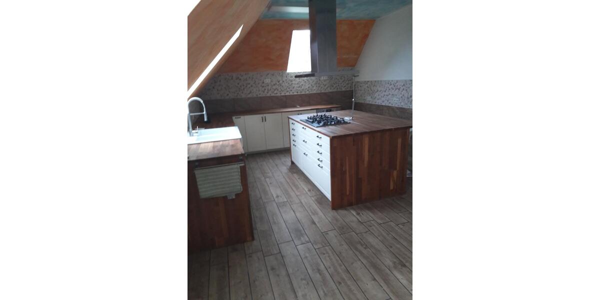 Etagenwohnung Breisach am Rhein - 3 Zimmer, 133 m&sup2;, 900&euro; | Angebot:25023281