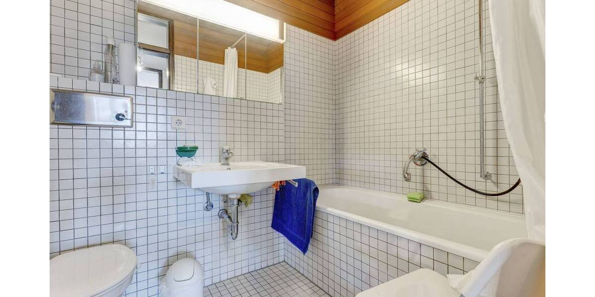 Etagenwohnung Freiburg im Breisgau Ebnet - 7 Zimmer, 187 m&sup2;, 979.000&euro; | Angebot:26108395