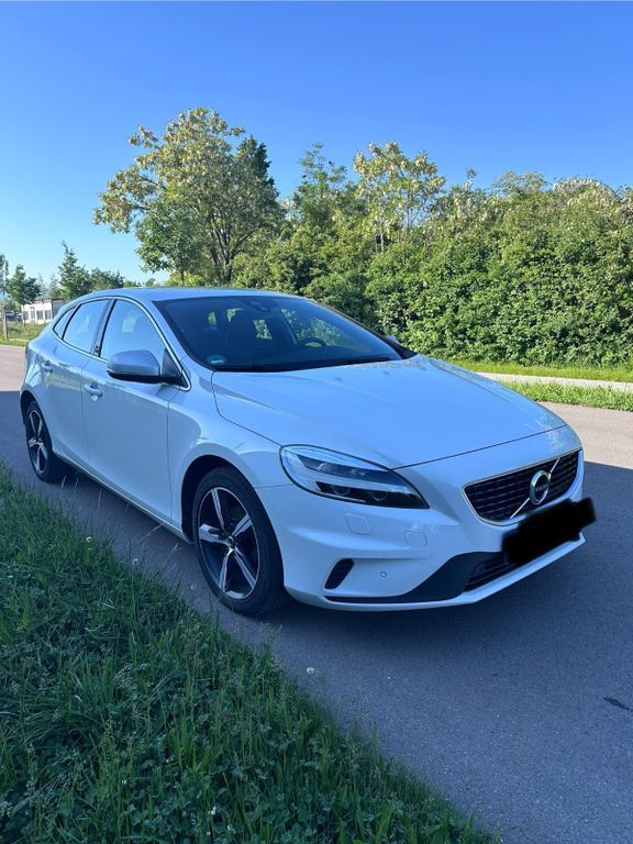 Volvo V40 64.000 km 17.200 € Hartheim am Rhein 79258
