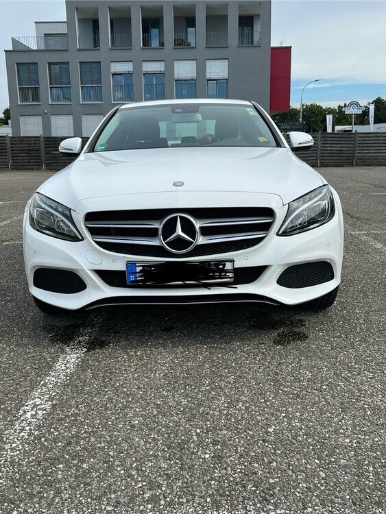 Mercedes-Benz C 200 98.000 km 17.000 € Gundelfingen 79194