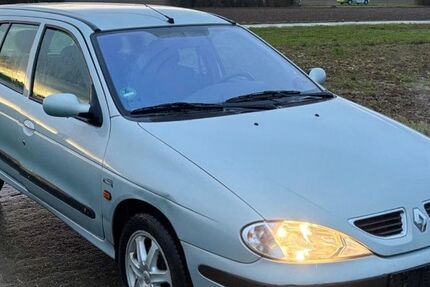 Renault Megane 189.000 km 1.450 &euro; Ehrenkirchen-Kirchhofen 79238