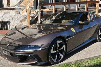 Ferrari 12Cilindri 4.100 km 524.900 &euro; Freiburg 79108