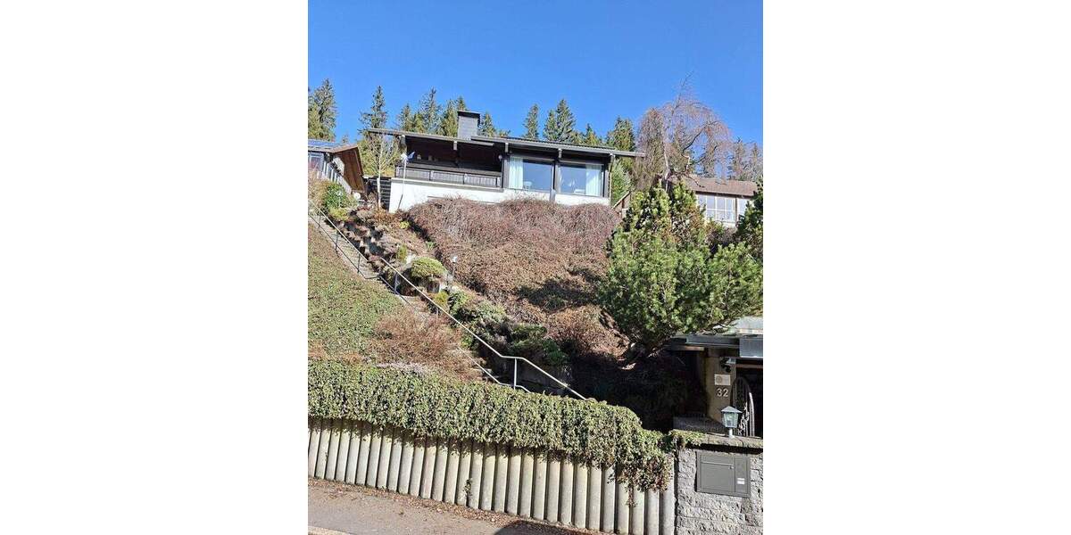 Einfamilienhaus Furtwangen Stadtgebiet - 7 Zimmer, 240 m&sup2;, 500.000&euro; | Angebot:25659281