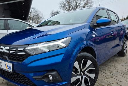 Dacia Sandero 3.000 km 13.990 &euro; Freiburg 79111