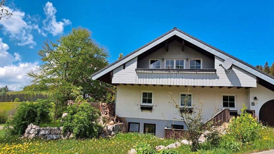 Mehrfamilienhaus, Wohnhaus Breitnau - 11 Zimmer, 240 m&sup2;, 669.000&euro; | Angebot:27267548