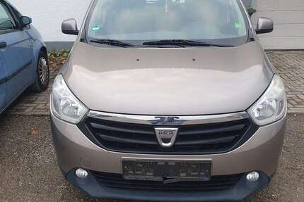Dacia Lodgy 241.000 km 3.700 &euro; Freiburg im Breisgau 79100