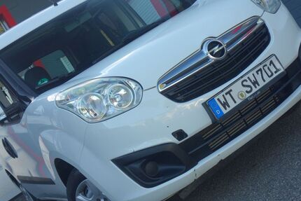 Opel Combo 200.000 km 4.900 € Freiburg 79111