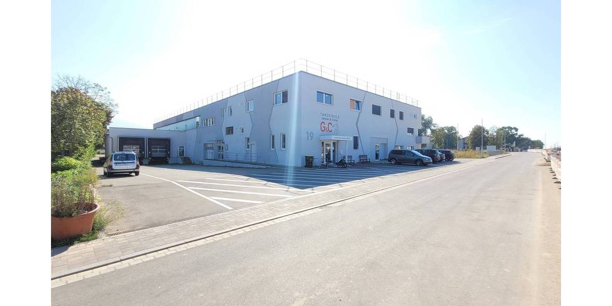 Einfamilienhaus Müllheim - 2 Zimmer, 1.490&euro; | Angebot:24044200