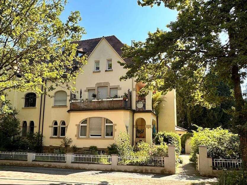 Haus zum Kaufen in Freiburg 2.200.000 € 394 m²