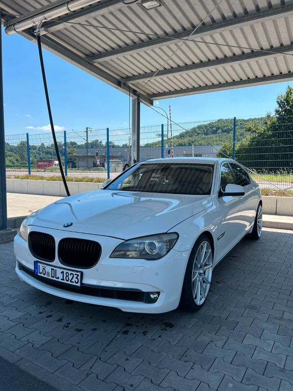 BMW 750 141.255 km 12.590 € Kleines Wiesental 79692