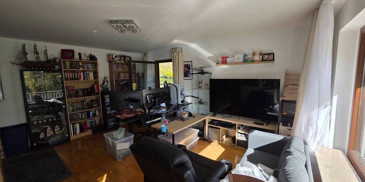 Etagenwohnung Freiburg im Breisgau St. Georgen - 2 Zimmer, 45 m&sup2;, 220.000&euro; | Angebot:26065355