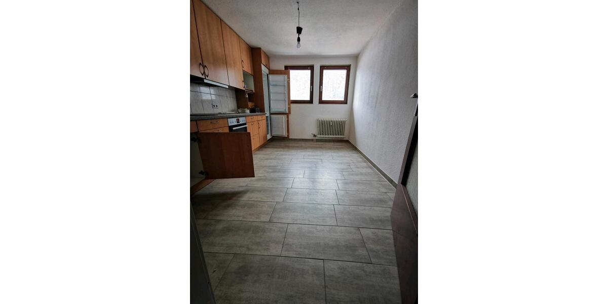 Dachgeschoßwohnung Schönau im Schwarzwald - 4 Zimmer, 95 m&sup2;, 1.000&euro; | Angebot:25920956