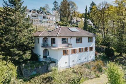 Haus zum Kaufen in Freiburg 1.500.000 € 230 m²