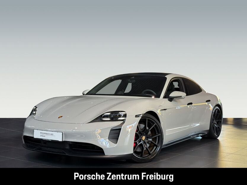 Porsche Taycan 39.800 km 87.880 € Freiburg 79115