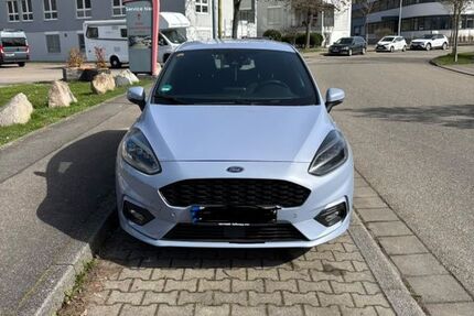 Ford Fiesta 51.000 km 15.000 &euro; Freiburg 79112
