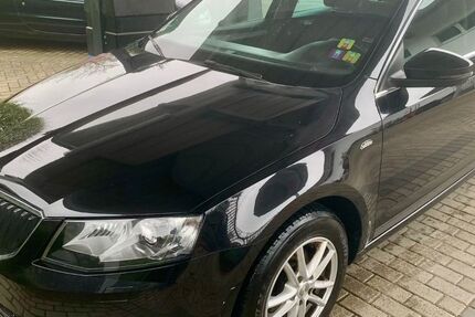 Skoda Octavia 147.000 km 9.400 &euro; Bollschweil 79283