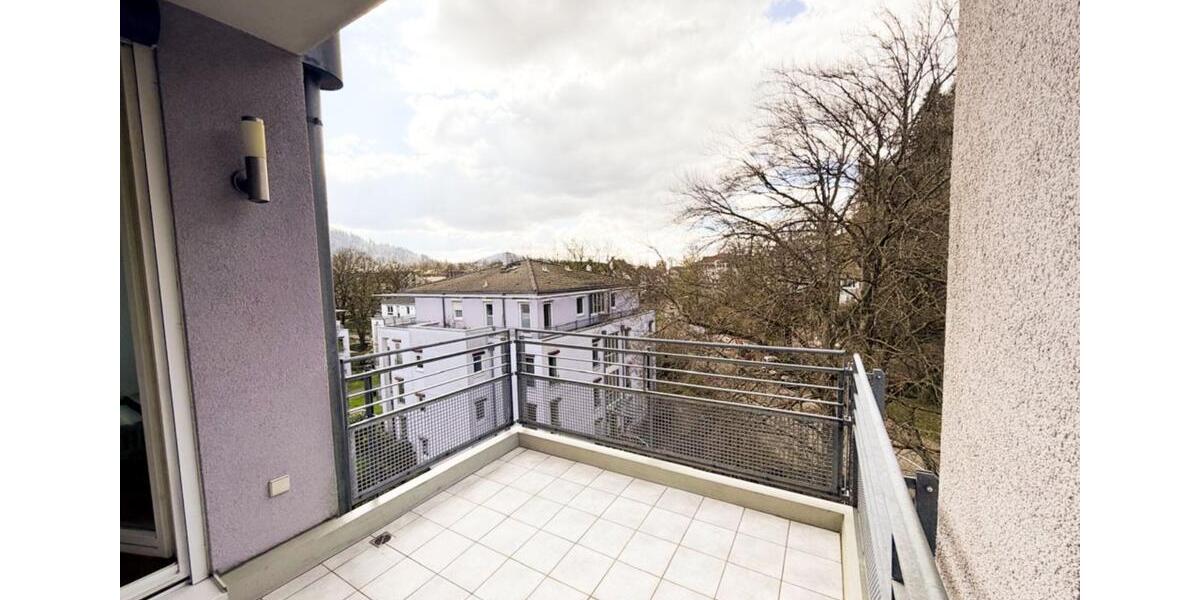 Etagenwohnung Freiburg im Breisgau Oberau - 2.5 Zimmer, 69 m&sup2;, 550.000&euro; | Angebot:25942105