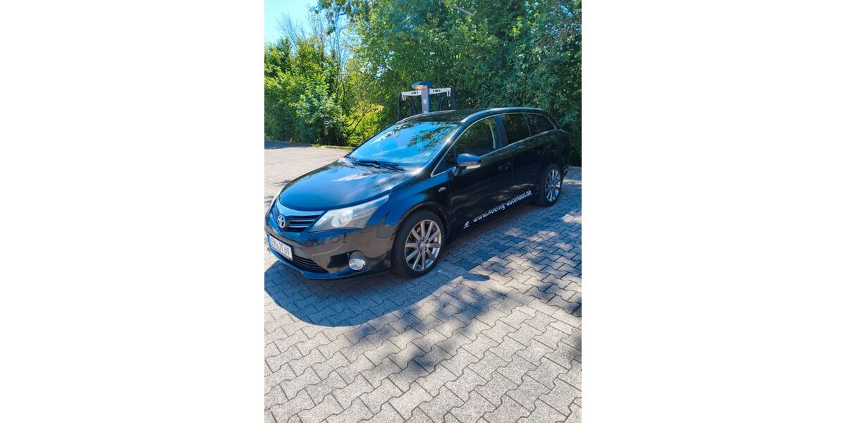 Toyota Avensis 185.560 km 7.200 &euro; Teningen 79331