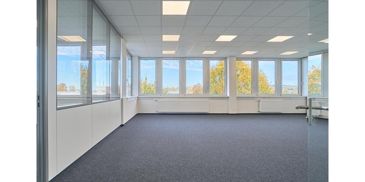 Gewerbeobjekt Teningen - 7&euro; | Angebot:23809339