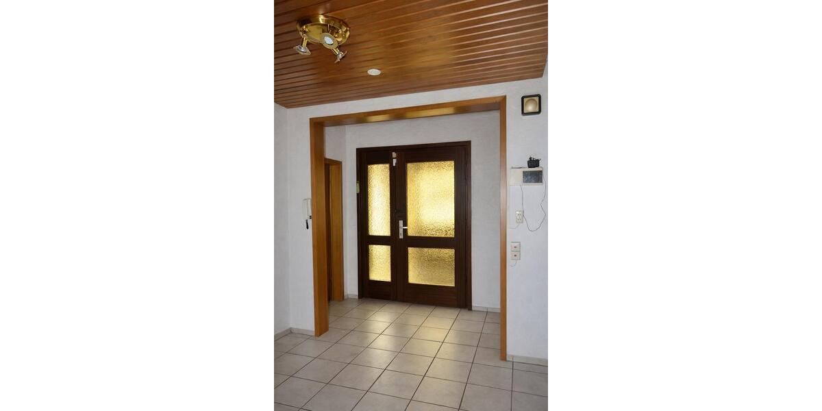 Bungalow Titisee-Neustadt Neustadt - 6 Zimmer, 175 m&sup2;, 360.000&euro; | Angebot:27076146