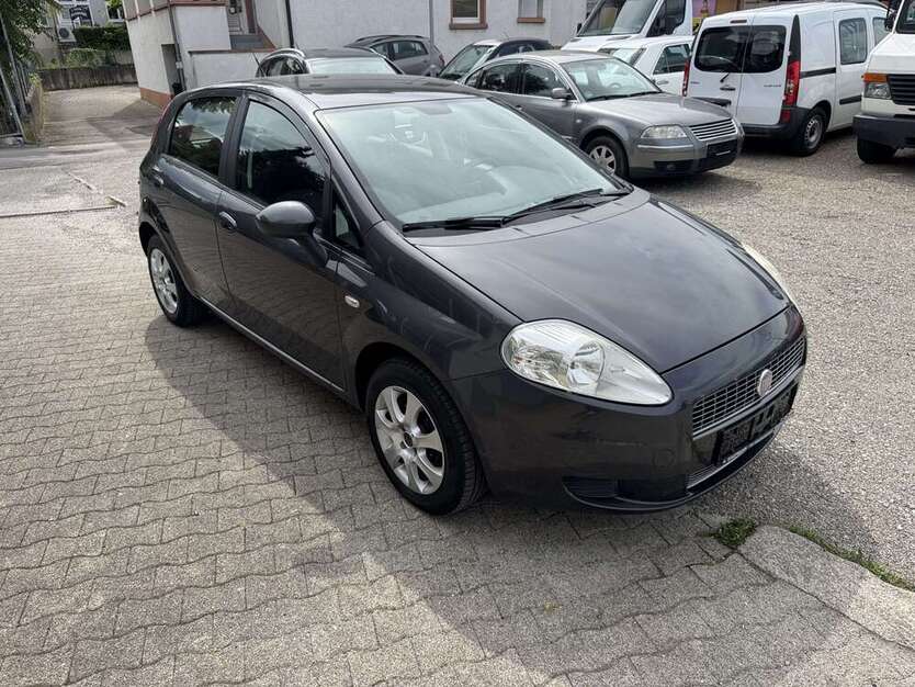Fiat Grande Punto 127.000 km 3.990 € Bad Krozingen 79189