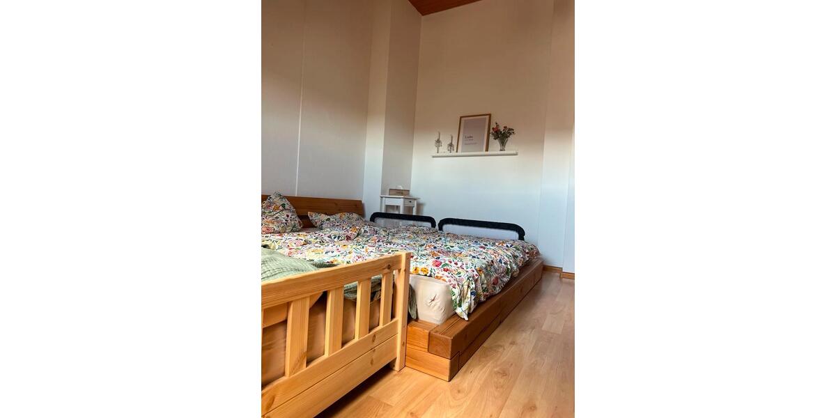 Dachgeschoßwohnung Neuenburg am Rhein - 4.5 Zimmer, 122 m&sup2;, 425.000&euro; | Angebot:26876365