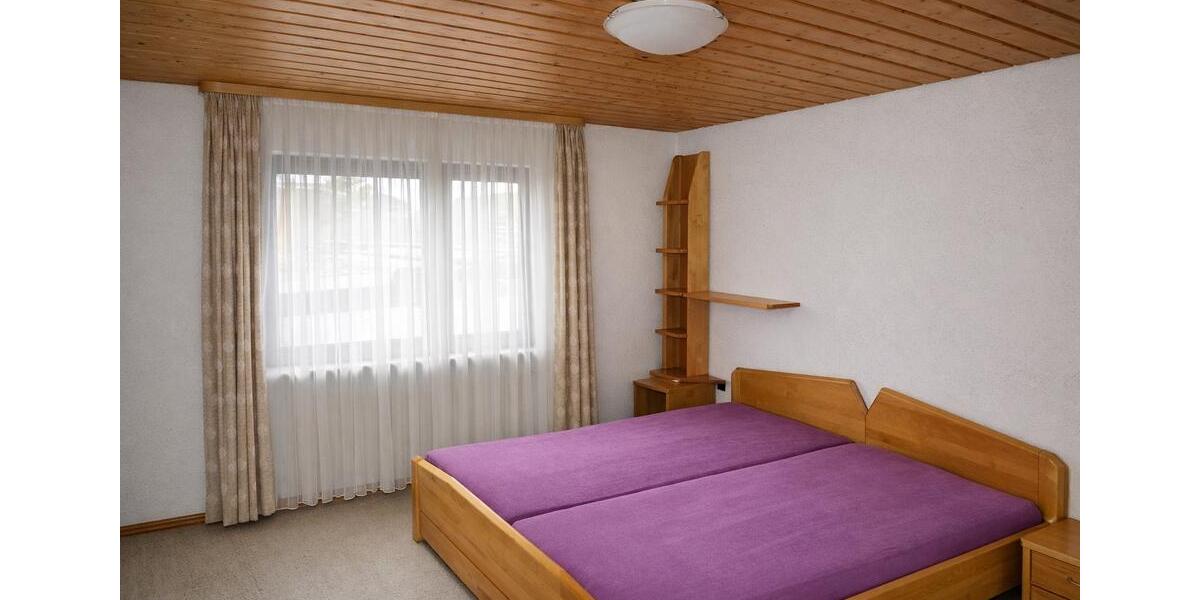 Einfamilienhaus Titisee-Neustadt Neustadt - 5 Zimmer, 160 m&sup2;, 340.000&euro; | Angebot:27076144