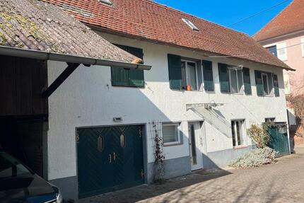 Wohnung Vogtsburg im Kaiserstuhl - 3 Zimmer, 100 m&sup2;, 780&euro; | Angebot:24977492