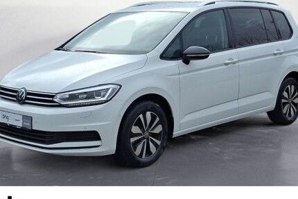 VW Touran 25.380 km 32.890 &euro; Freiburg 79115