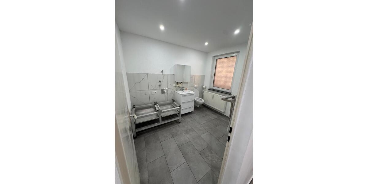 Etagenwohnung Eschbach - 6 Zimmer, 154 m&sup2;, 350.000&euro; | Angebot:25895206