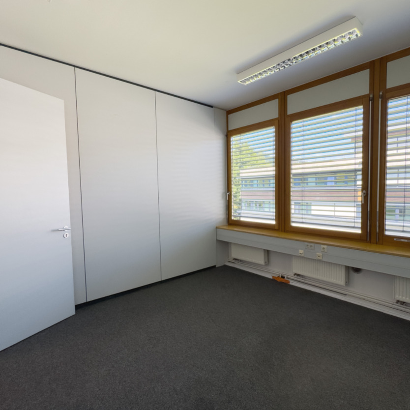 Moderne Büro- Gewerbefläche in Waldkirch— 5,5 Büroräume auf 155m