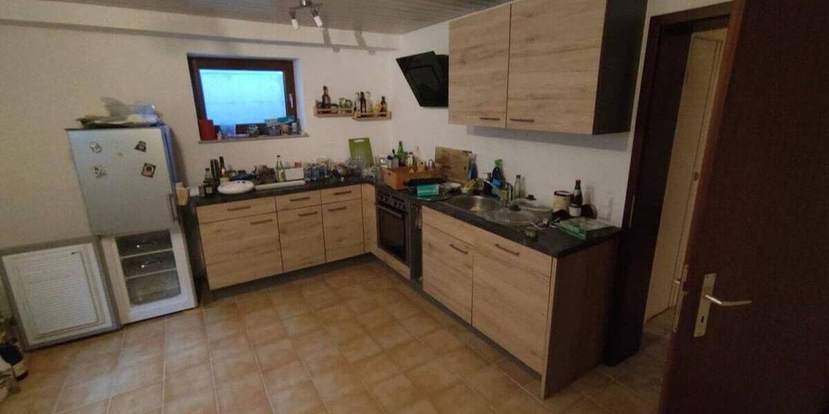 Etagenwohnung Wyhl am Kaiserstuhl - 5 Zimmer, 144 m&sup2;, 420.000&euro; | Angebot:26041236
