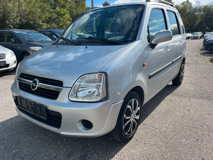Opel Agila 140.000 km 1.950 € Freiburg 79108