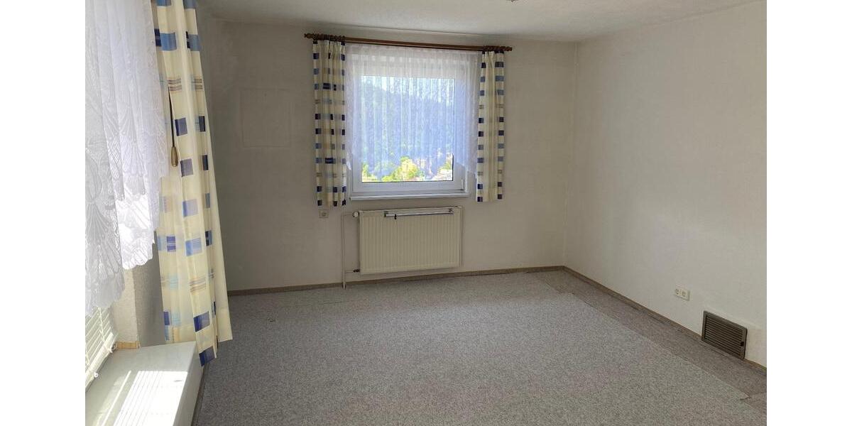 Doppelhaushälfte Furtwangen im Schwarzwald - 8 Zimmer, 150 m&sup2;, 298.000&euro; | Angebot:27053634