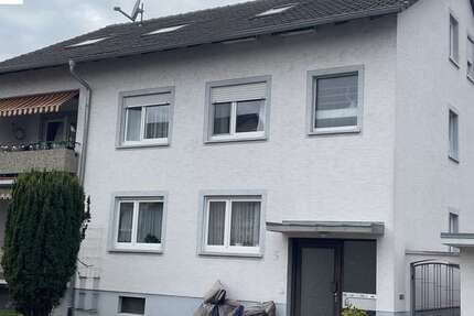 Haus Teningen - 11 Zimmer, 246 m&sup2;, 695.000&euro; | Angebot:24905098