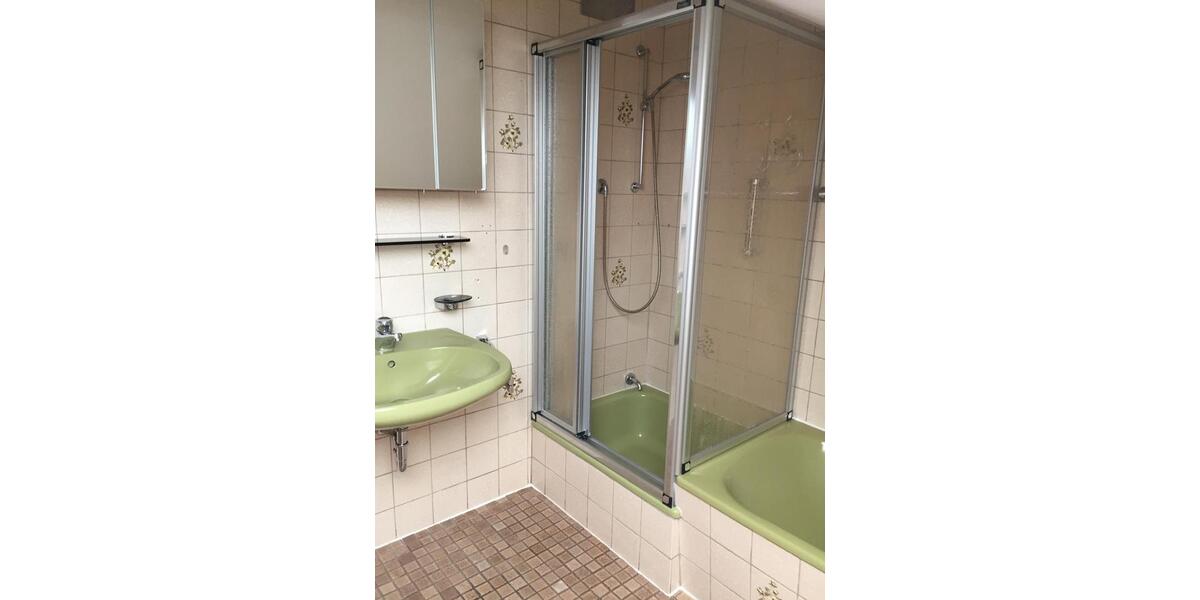 Dachgeschoßwohnung Titisee-Neustadt Neustadt - 2 Zimmer, 58 m&sup2;, 135.000&euro; | Angebot:26410219