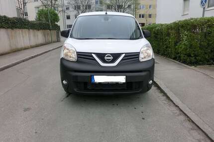 Nissan NV250